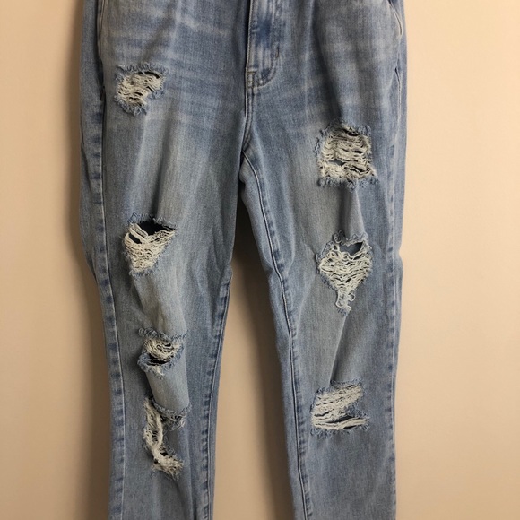 Pacsun light wash Distressed Mom Jeans - Picture 2 of 12